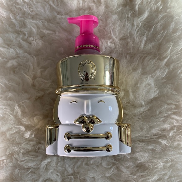 Bath & Body Works Bath New Bbw Christmas 22 Golden Nutcracker Soap